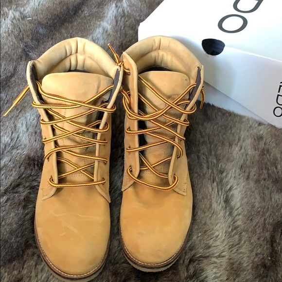 Timbs inspired bootie - Picture 3 of 6